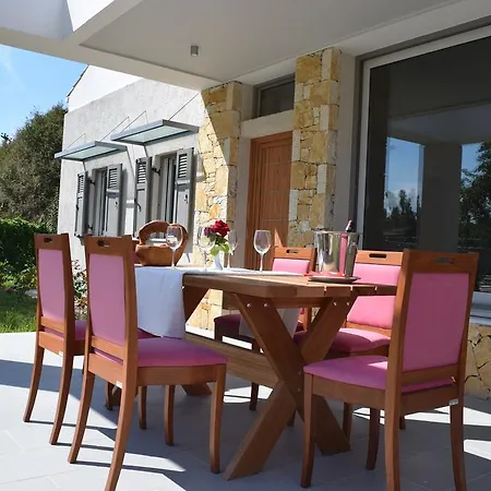 Three Stars Luxury Moraitika