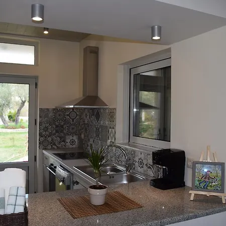 Three Stars Luxury *