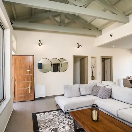 Villa Three Stars Luxury Moraitika