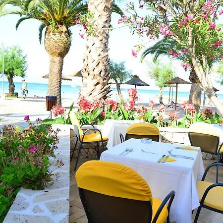 Three Stars Luxury Villa Moraitika