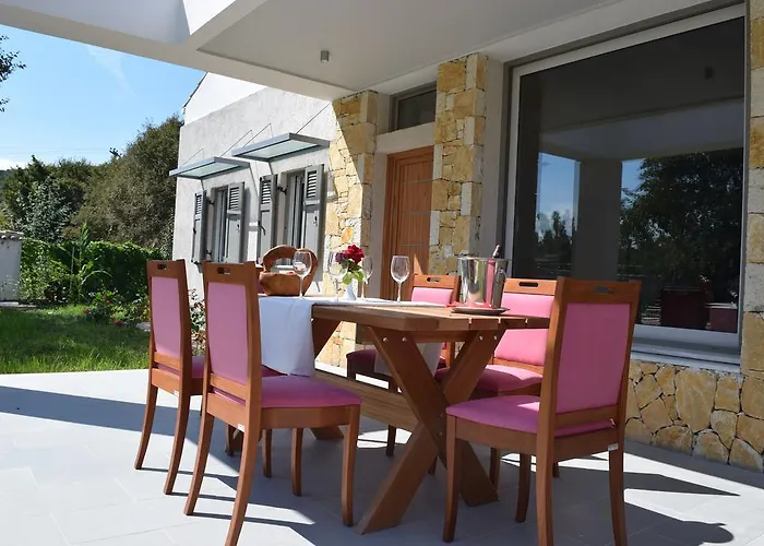 Three Stars Luxury Moraitika