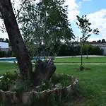 Three Stars Luxury Villa