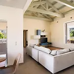 Villa Three Stars Luxury Moraitika