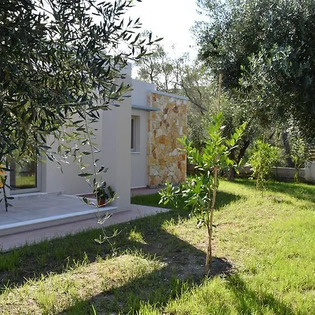 Three Stars Luxury Moraitika