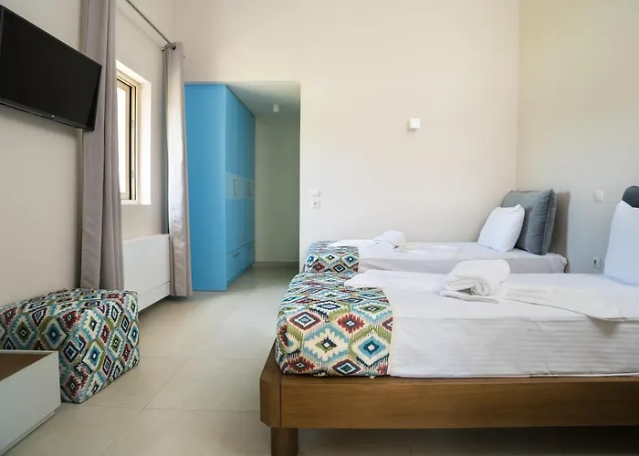 Three Stars Luxury